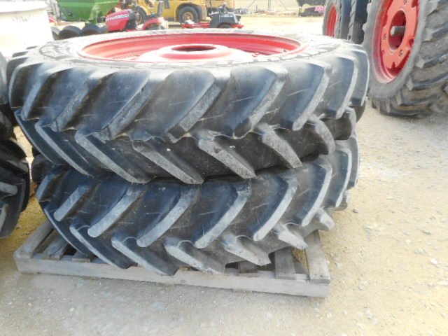 Under Auction - (A225) 2 X Michelin 480/80R50 Tyres 