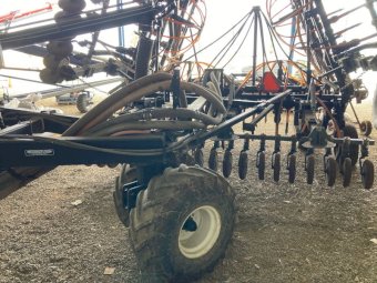 Flexicoil ST820 10m Bar with 1740 Cart