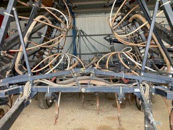 Flexicoil ST820 10m Bar with 1740 Cart