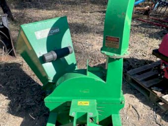 Field Chief Wood Chipper