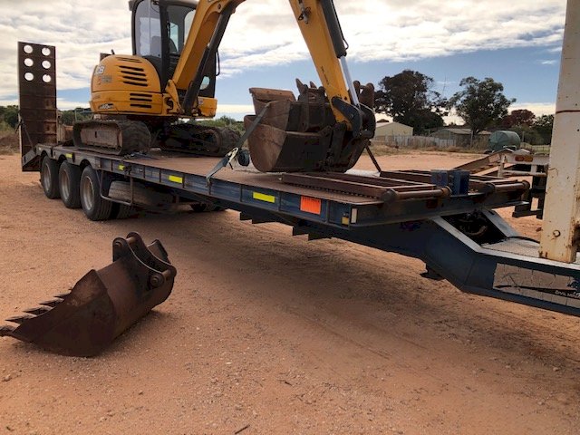 Under Auction - (A225) 2003 Tag Along Beaver Trailer 