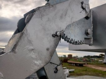 Under Auction - (A225) Cattle Head Bail 