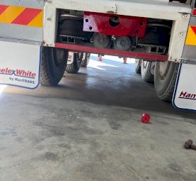 2004 Hamelex White Chassis Tipper