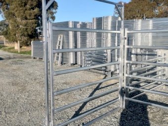 New 14Mtr Horse Round Yard