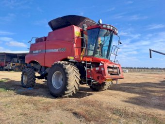 2009 Case IH 7088 Header