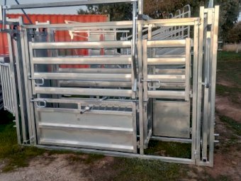 New Rich River Cattle Crush