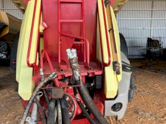 2016 Hardi Commander 8500 Boom Spray