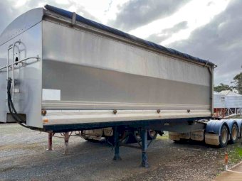 2000 Tefco Tipping A Trailer
