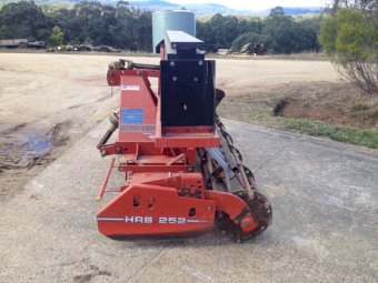 Kuhn HRB 2.5m power harrow with Seed Box