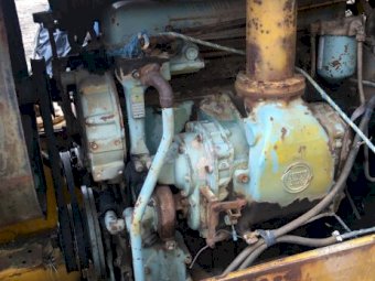 1972 Kato HD750G Excavator