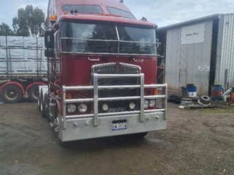 2010  Kenworth K 108 Prime Mover