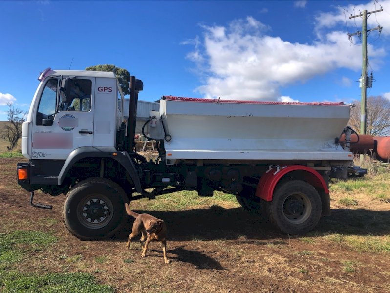 2005 MAN LE 18.280 Truck with 8MT Southern Spreader