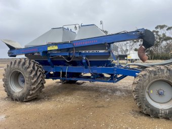 2019 Gason CT4 40ft Hydratill Airseeder Bar with Gason 2120 Triple Bin Aircart