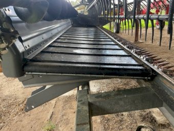 Massey Ferguson 5300-40 Windrower Front