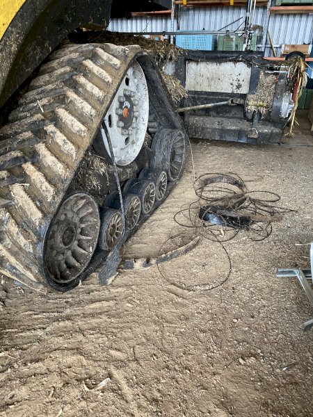 WANTED Tracks to Suit Case/New Holland Terraglide Track System