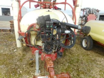2007 Hardi 3500 Mercury Covermax Vineyard Sprayer