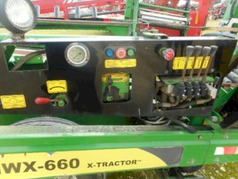 2011 Anderson NWX-660X Round Bale Wrapper