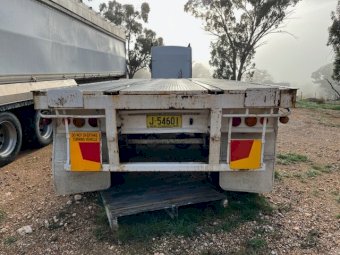 1981 Haulmark 40ft Flat Top Trailer