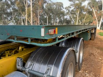 1981 Haulmark 40ft Flat Top Trailer