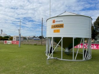 Under Auction - Nhill and District Sporting Club - New Ahrens 31 tonne Field Bin Auction 