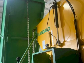 2012 Landaco 12 tonne Spreader