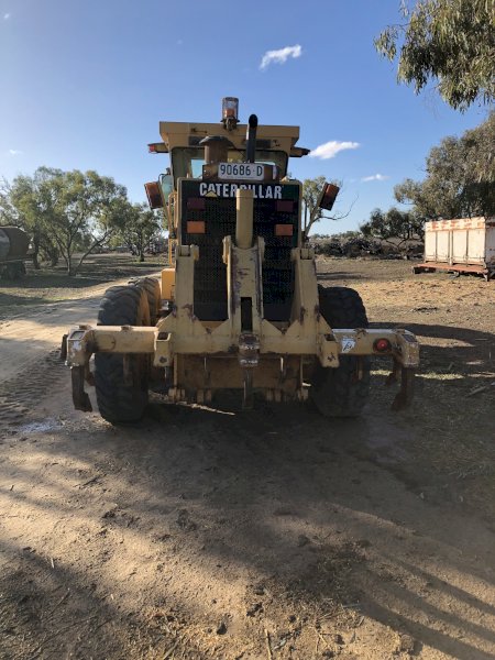 Caterpillar 12H Grader