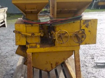 Vogt Twin Roller Mill