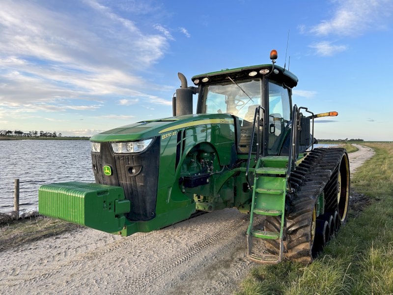 2018 John Deere 8370RT Tractor