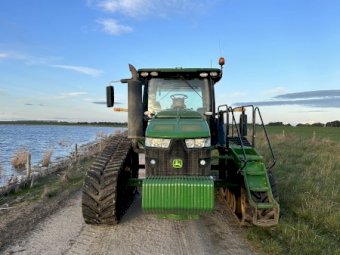 2018 John Deere 8370RT Tractor