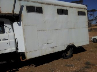 1984 Isuzu Twin Cab Truck With Horse Float