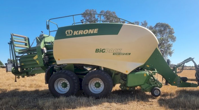 2017 Krone 1290 HDP II XC Big Pack Baler