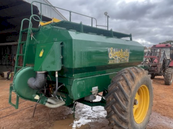 1999 Simplicity 6000L Tow Behind Air Cart