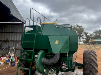 1999 Simplicity 6000L Tow Behind Air Cart