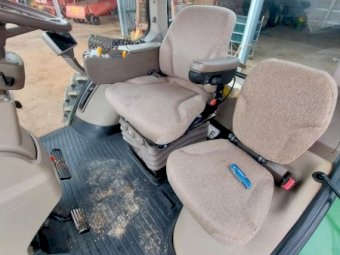 2010 John Deere 8320R Tractor