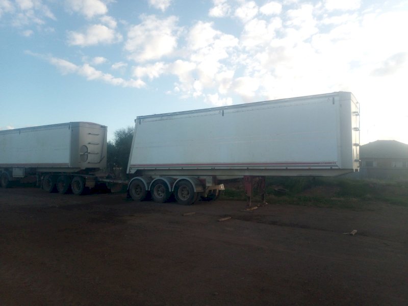 Gippsland Body Builders B-Double/Roadtrain Set of Trailers