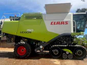 2012 Claas Lexion 750 Terra Trac Header with 45ft Draper Front and Trailer
