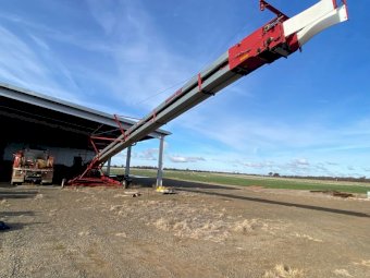 Hutchinson 90’ Squeeze Belt Conveyor