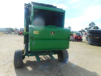 1997 John Deere 590 Round Baler