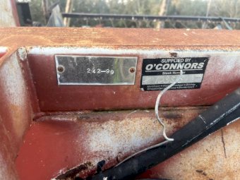 1999 Phillips 13ft Pick up Front