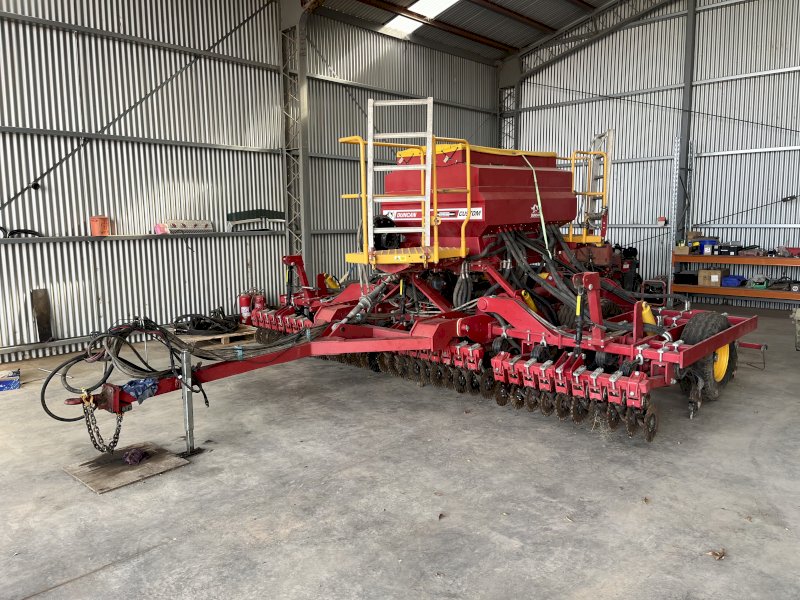 Duncan AS5300 Airseeder
