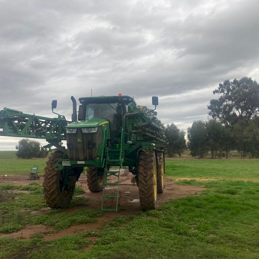 2016 John Deere R4045 Self Propelled Sprayer