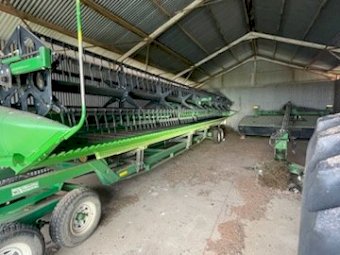 2014 John Deere 640D Draper Front