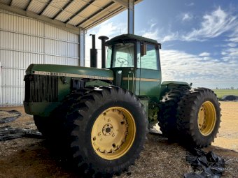 John Deere 8650 Tractor
