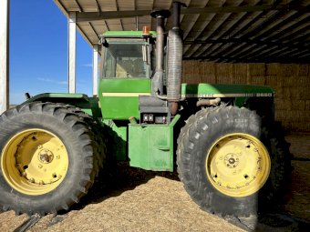 John Deere 8650 Tractor