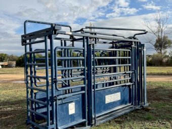 Kattle Gear Cattle Crush | Farm Tender