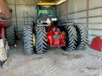 1985 Versatile 836 Tractor