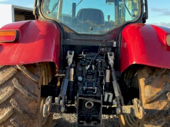 2013 Case IH Maxxum 125 Tractor with Vision Loader