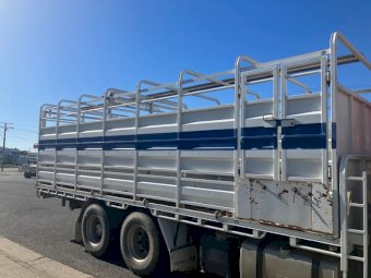 2010 Mac's Engineering 7.3 mt (24ft) Stock Crate