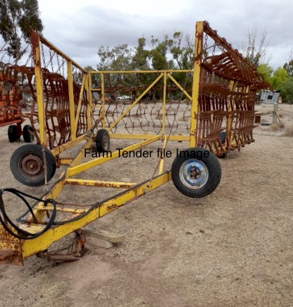 WANTED 30 to 60 ft Hydraulic folding Harrows