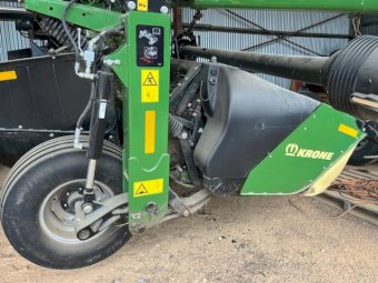 Under Auction - (A233) 2020 Krone TC 400 Mower Conditioner 